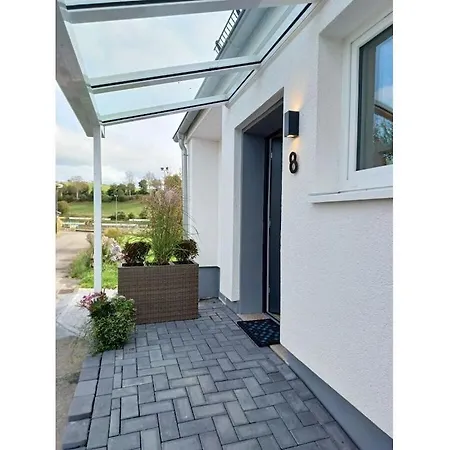 بيت للعطل With 8 Bedrooms *