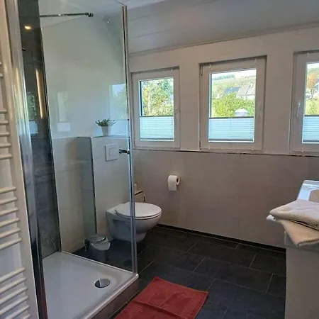 بيت للعطل With 8 Bedrooms