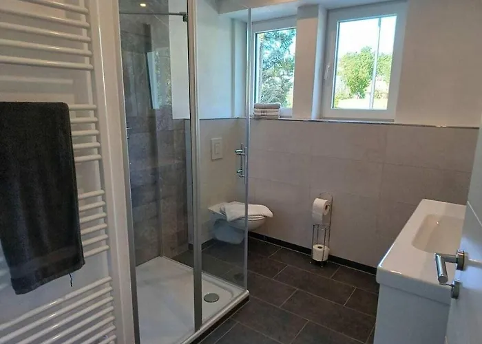 Semesterbostad With 8 Bedrooms