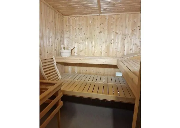 With 8 Bedrooms Semesterbostad Erndtebrück