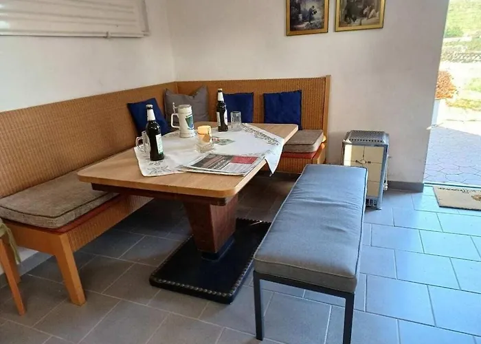 With 8 Bedrooms Erndtebrück