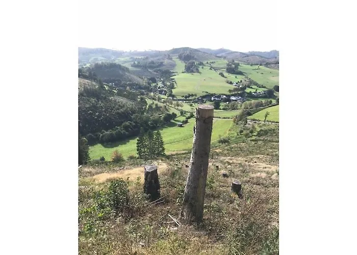 With 8 Bedrooms Semesterbostad *